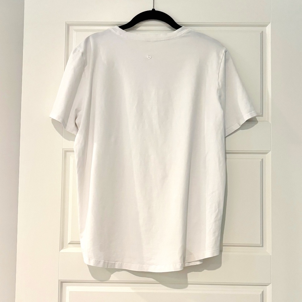 LULULEMON Women's Love Curved-Hem Crewneck T-Shirt in White Size 12